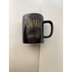 New RAE DUNN ♒️Aquarius Constellation♒️ Mug!